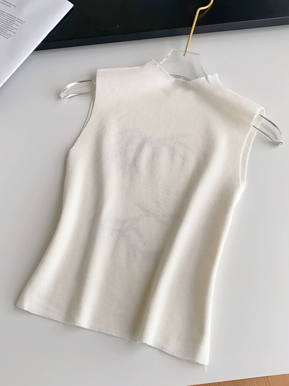 The bright side top KTO232 images